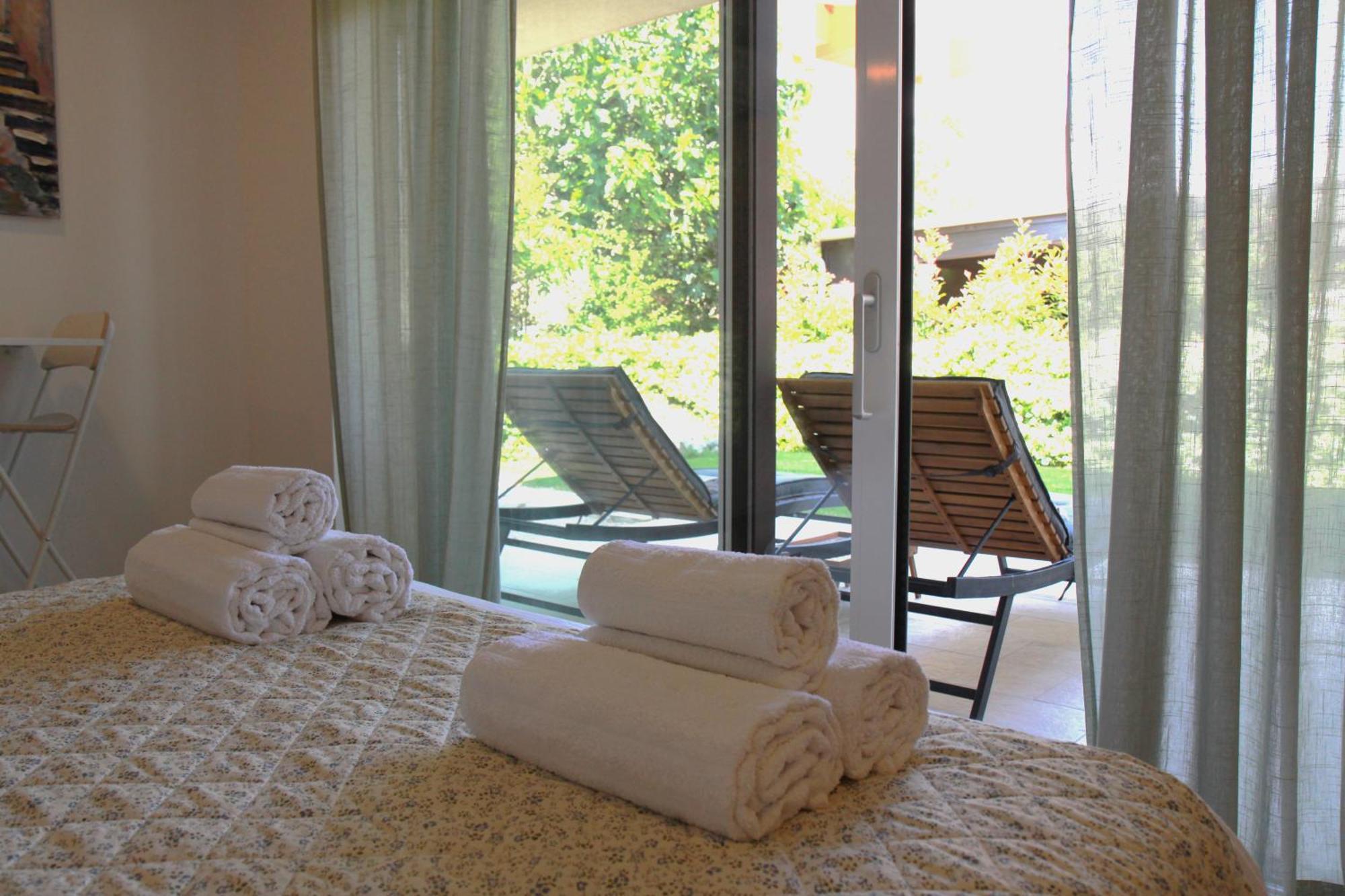 Studio Apartment Rosa Krk Krk Town Exterior foto